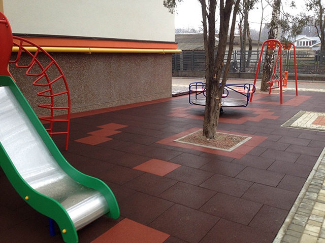 Резиновая плитка 30 мм.